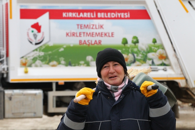 Kimi yeni nesiller yetiştiriyor kimi hayat kurtarıyor