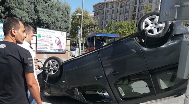 Kurban kesmeye giderken aracıyla takla attı