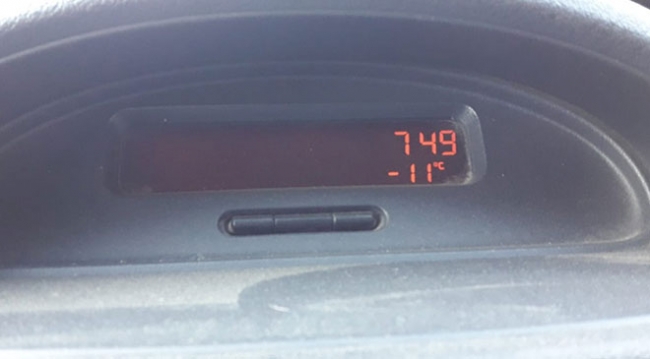 Kars eksi 15’i gördü, her yer buz tuttu