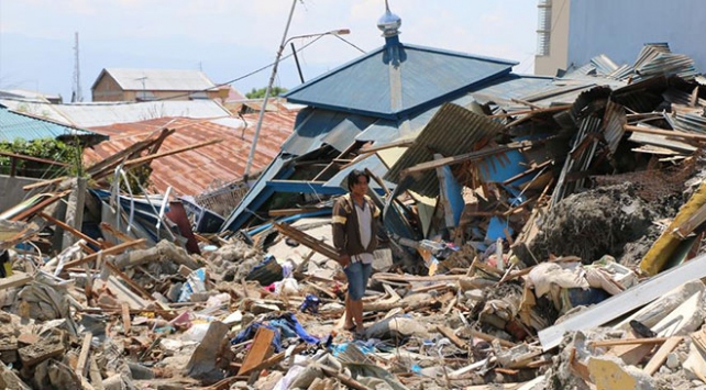 Endonezyalı depremzedeler yardımlarından dolayı Türkiye'ye minnettar