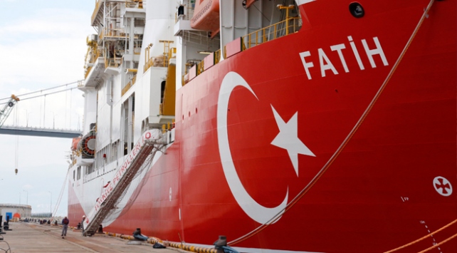Türkiye'nin sondaj gemisi "Fatih" Akdeniz'e açılıyor