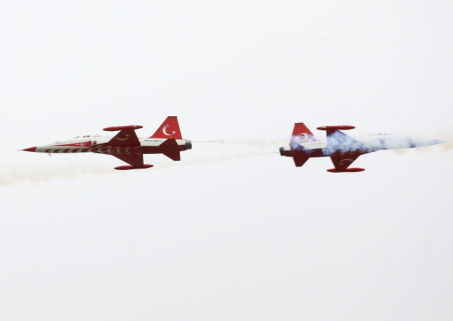 Türk Yıldızları ve SOLOTÜRK nefes kesti