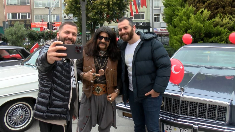 104 klasik otomobille 104. yıl konvoyu