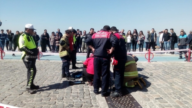 Mazgalların altına giren kişiyi itfaiye kurtardı