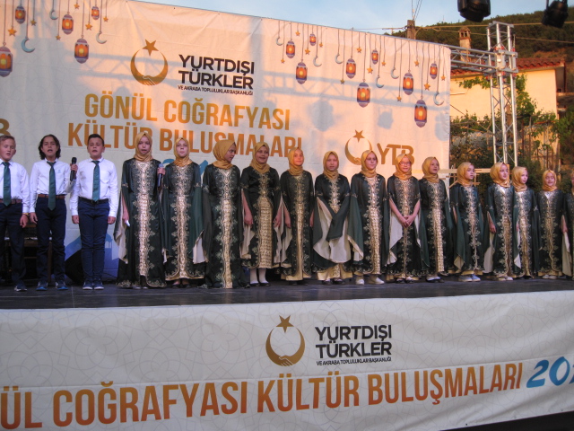 YTB Batı Trakya'da iftar verdi