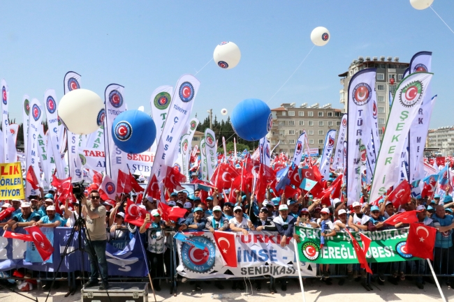 1 Mayıs yurt genelinde coşkuyla kutlandı