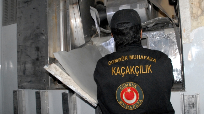 Gümrük Muhafaza ekipleri kaçakçılara göz açtırmadı