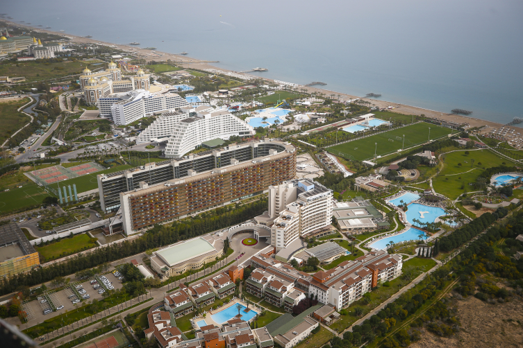 Antalya'da 2025 turizm sezonunda yeni rekorlar bekleniyor