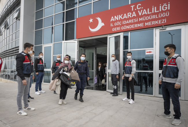 Türkiye'nin 'geri gönderme merkezleri' kapasitesi artıyor