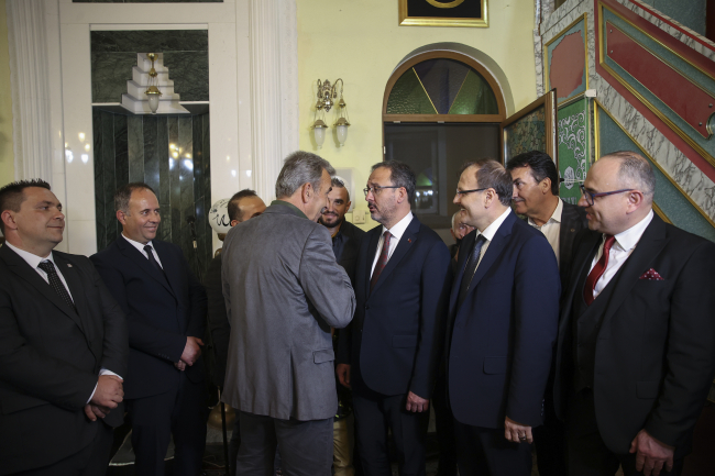 Bakan Kasapoğlu, Batı Trakya'daki soydaşlarla sahurda buluştu