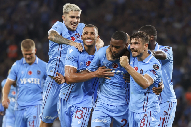 Sezonun ilk maçında 3 puan Trabzonspor’un