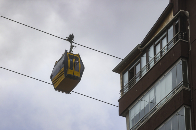 Ankara'da 10 katlı binada yangın