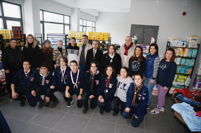 Eskişehir'de depremzedeler için "Umut Market" hizmette