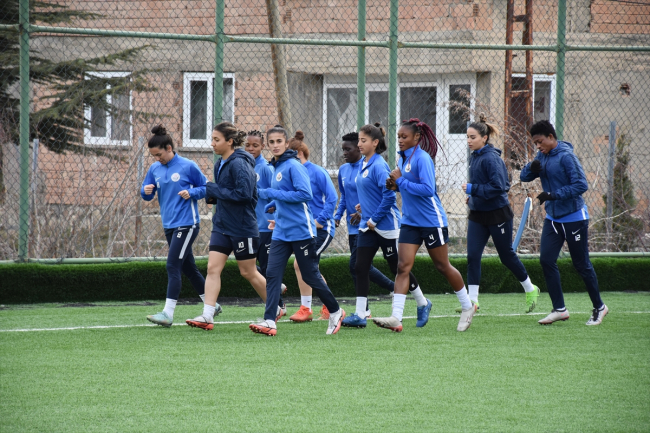 Hakkarigücü Hatayspor'dan 4 futbolcuyu kadrosuna kattı