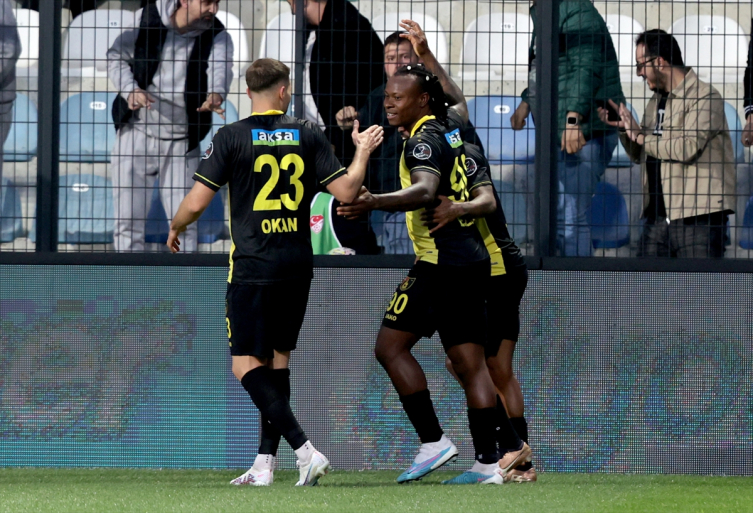 İstanbulspor'dan altın değerinde üç puan Son Dakika Haberleri