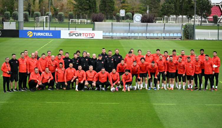 Vincenzo Montella A Milli Takım ile ilk antrenmanına çıktı