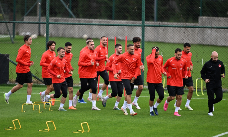 Vincenzo Montella A Milli Takım ile ilk antrenmanına çıktı