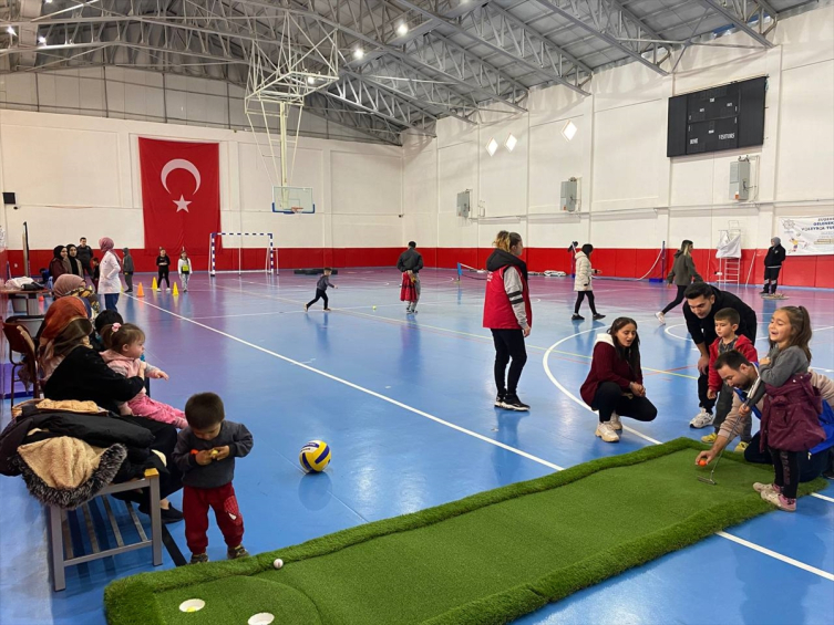 Sivas'ta engelliler sporla buluşuyor
