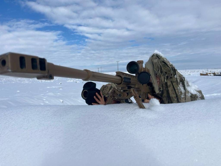MSB keskin nişancı eğitiminin fotoğraflarını paylaştı