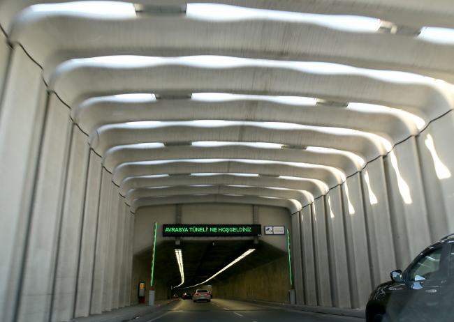 Avrasya Tüneli'nden 77 milyondan fazla araç geçti