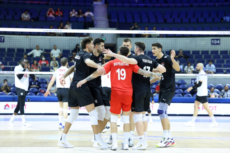 Filenin Efeleri Dünya Şampiyonasında son 16 turuna yükseldi