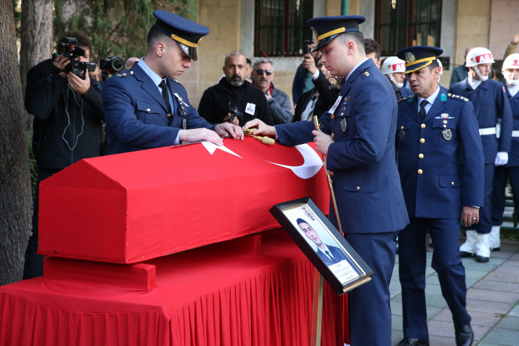 Türkiye kahraman şehitlerini uğurladı