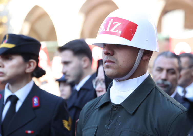 Türkiye kahraman şehitlerini uğurladı