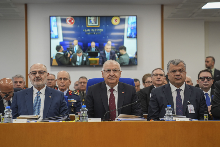 Bakan Güler: Terörle mücadelemiz tavizsiz bir şekilde devam etmektedir