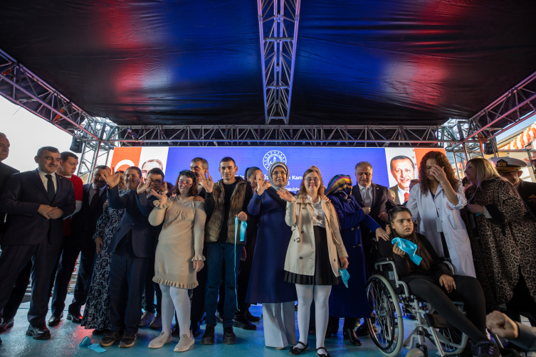 Emine Erdoğan: Bir toplum, her mensubunu eşit önemde gördüğünde medeni olur