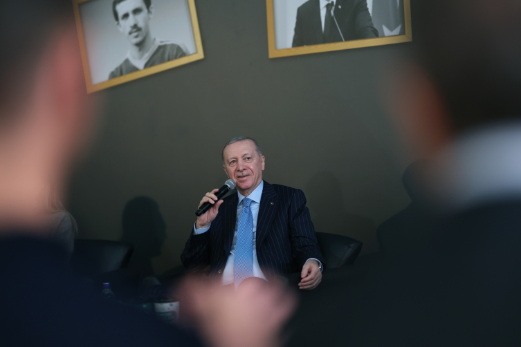 Cumhurbaşkanı Erdoğan gençlerle buluştu