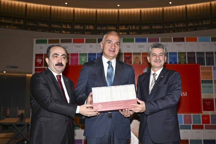 Türk Tarih Kurumunun 100 eserden oluşan "Genel Okuyucu Dizisi Kitapları" tanıtıldı