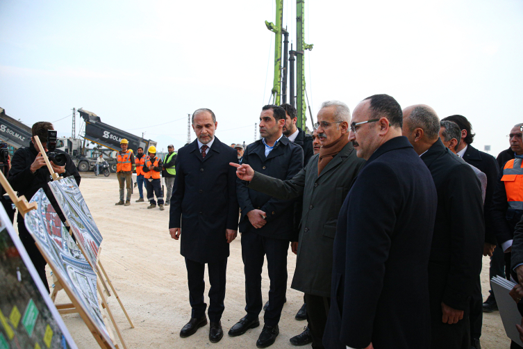 Bakan Uraloğlu, Hatay'da İskenderun-Antakya Otoyolu Projesi'ndeki çalışmaları inceledi