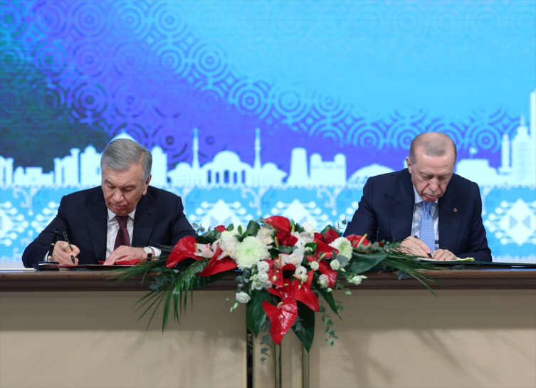 Türkiye ile Özbekistan arasında anlaşmalar imzalandı