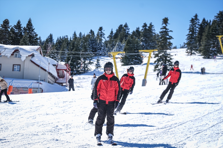 Uludağ'da JAK timi bu sezon 1180 olaya müdahale etti