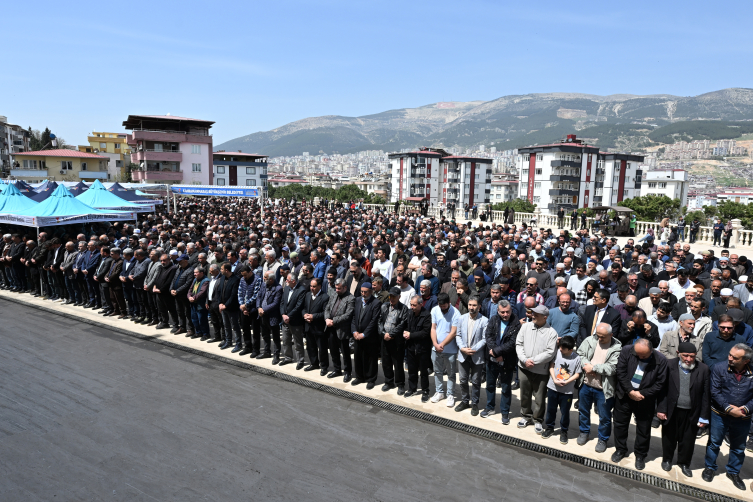 Türkiye evlatlarını uğurluyor