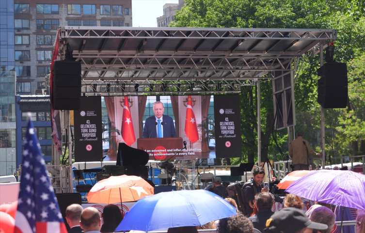 New York'ta 43. Türk Günü Yürüyüşü coşkuyla kutlandı