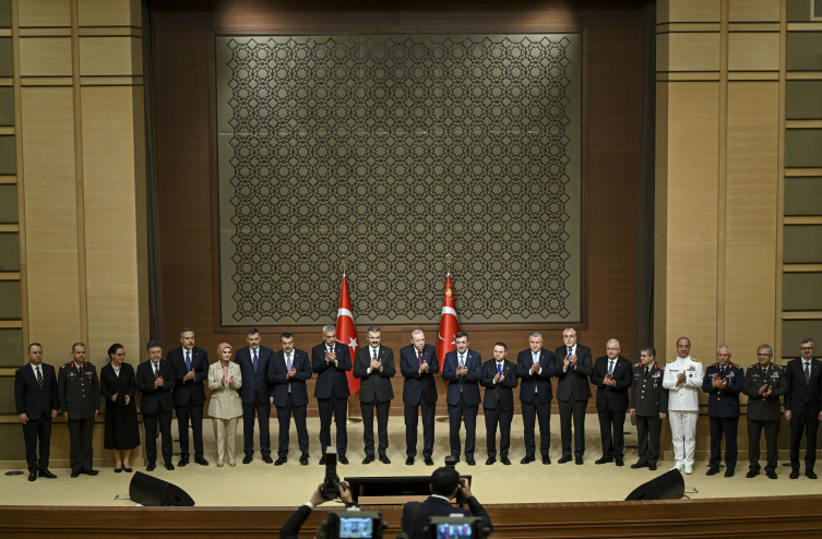 Cumhurbaşkanı Erdoğan: Türkiye, oyun kurucu bir aktör haline geldiğini herkese gösterdi