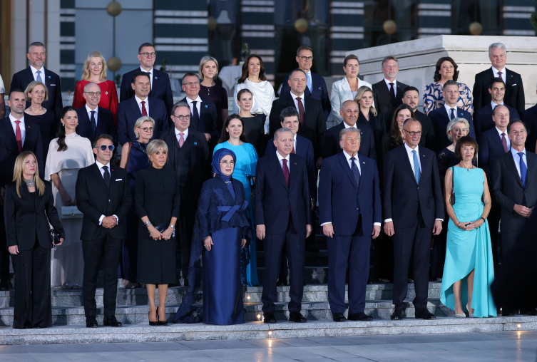 NATO Ankara Zirvesi'nde birinci gün