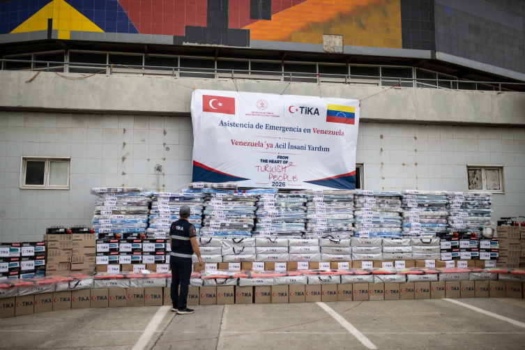 TİKA'dan Venezuela'ya 2 kamyon barınma ve temel yaşam malzemesi desteği