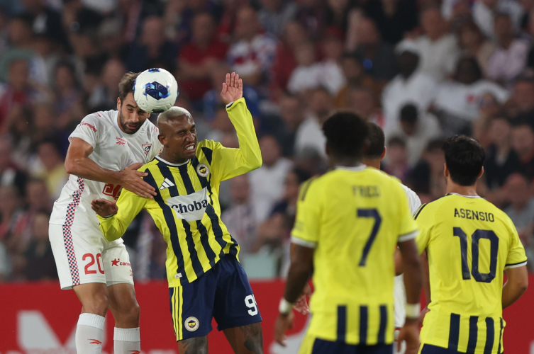 Fenerbahçe Şampiyonlar Ligi'nde 3. eleme turuna yükseldi