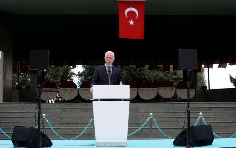 Kürşad Zorlu: Namık Gedik'in kabrinin nakli, yarım kalmış bir tarih sayfasının tamamlanmasıdır