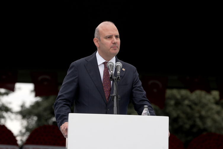 Kürşad Zorlu: Namık Gedik'in kabrinin nakli, yarım kalmış bir tarih sayfasının tamamlanmasıdır