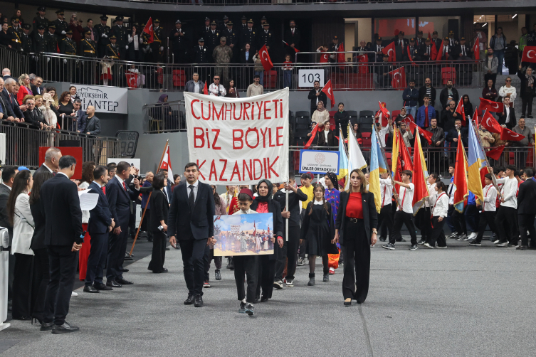 Cumhuriyet'in 103. yılı coşkuyla kutlanıyor