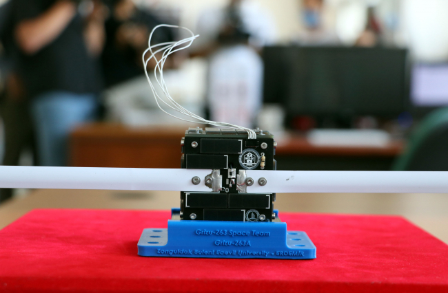 Türkiye'nin ilk cep uydusu uzay yolunda