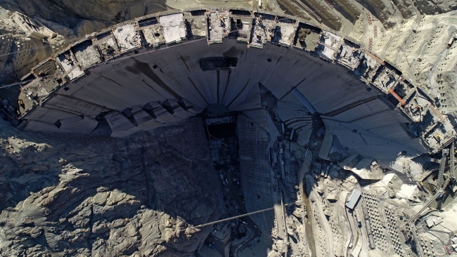 Türkiye'nin en yüksek barajında son düzlük