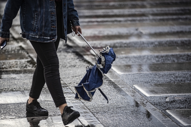 Sağanak ve fırtına etkili olacak