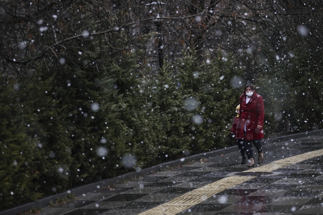Yurt genelinde sağanak ve kar yağışı etkili olacak