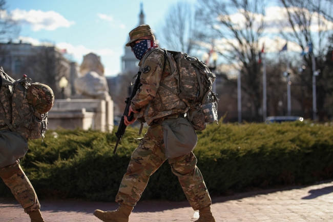 Washington'daki ulusal muhafızların görev süresinin uzatılması planlanıyor