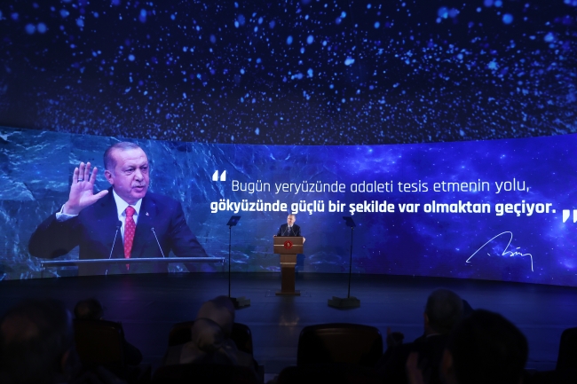 Cumhurbaşkanı Erdoğan: Cumhuriyetin 100. yılında Ay'a ilk teması gerçekleştireceğiz