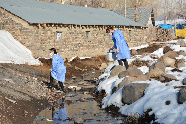 Türkiye'nin aşı süreci Hollanda'da örnek gösterildi
